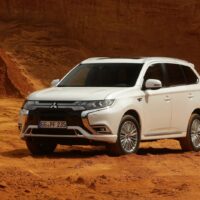 roma napoli milano auto annunci mitsubishi outlander phev prezzo
