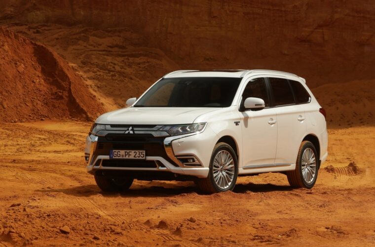 roma napoli milano auto annunci mitsubishi outlander phev prezzo